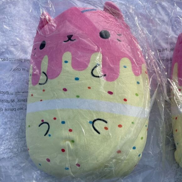 2 Cats vs Pickles Plush Beanie jumbo Cute  New - Picture 2 of 4
